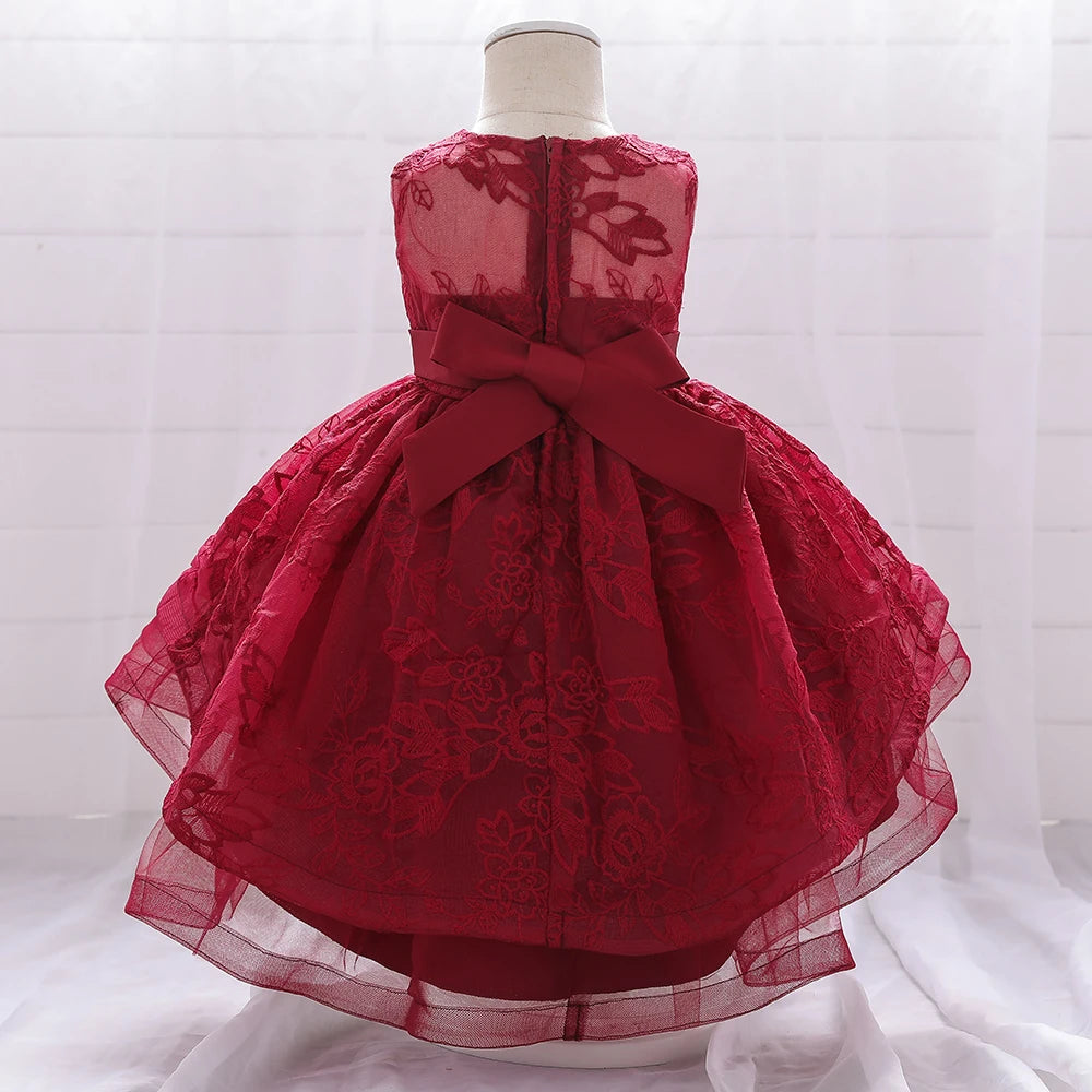 Robe anniversaire bébé avec traine