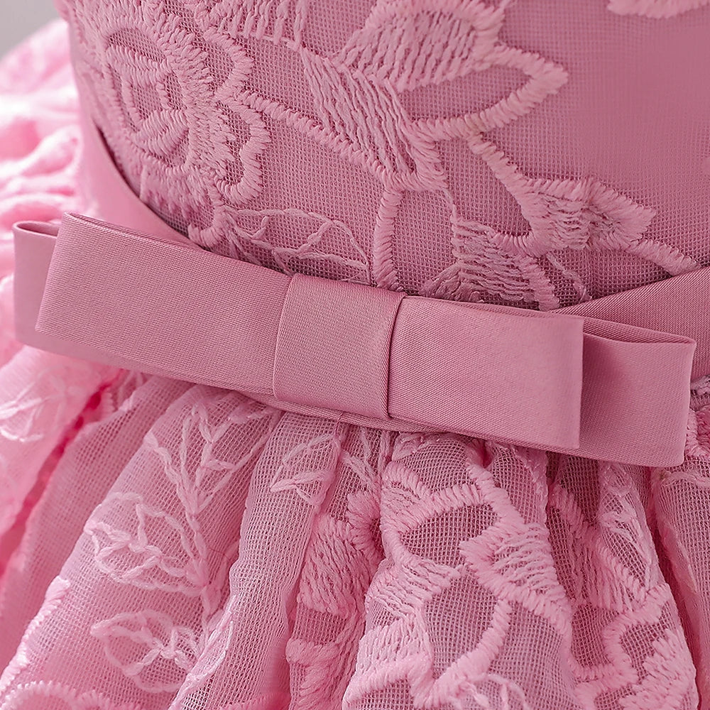 Robe anniversaire bébé avec traine