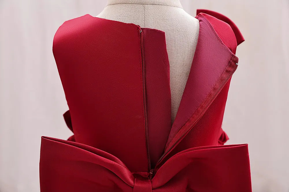 Robe de cérémonie satinée et élégante