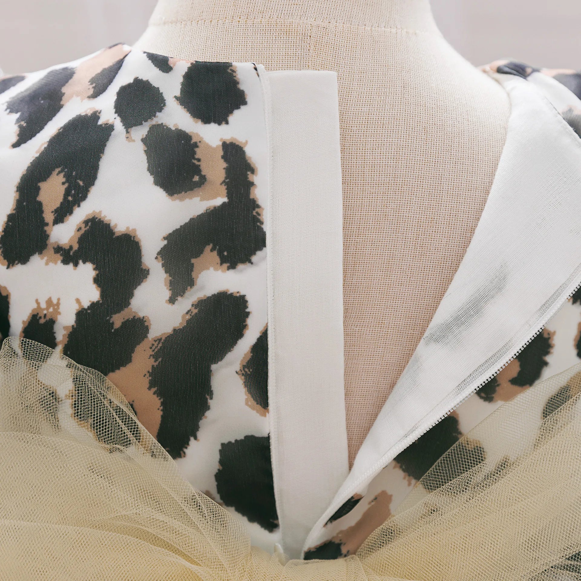 Robe enfant imprimé Léopard