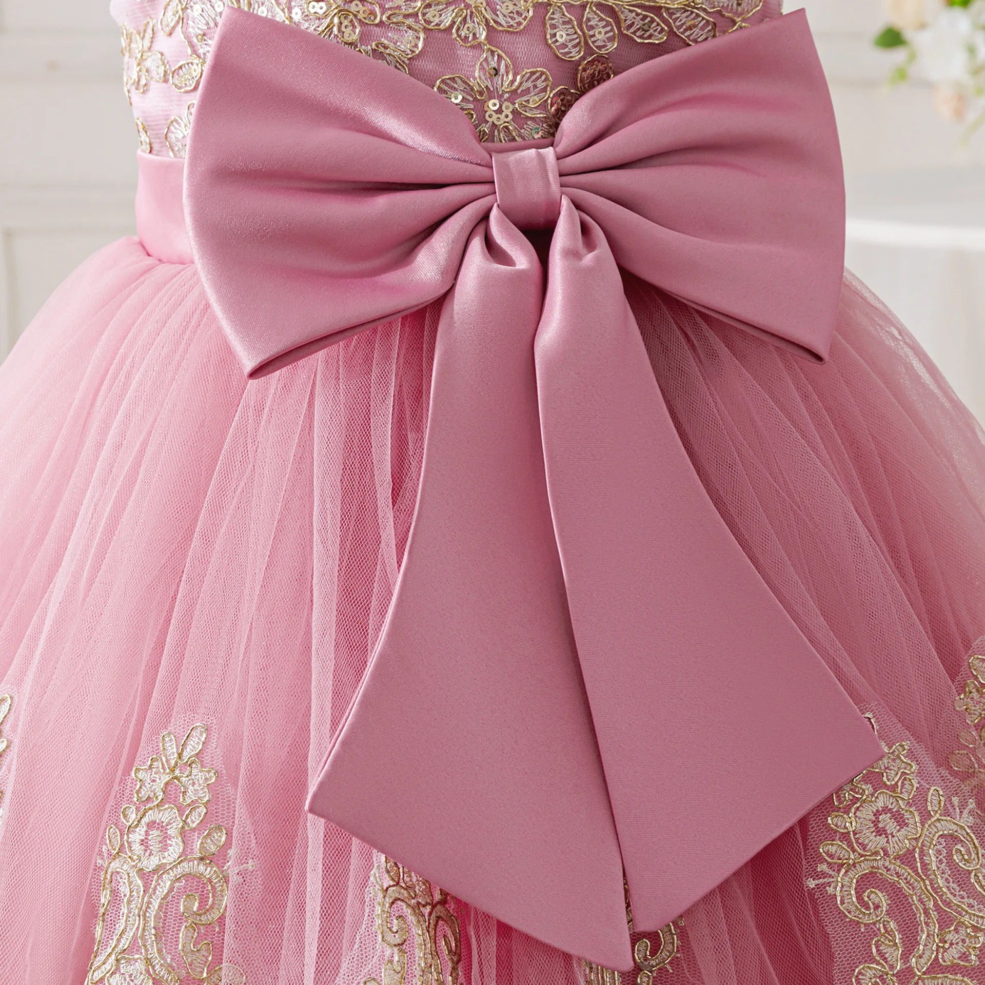 Robe de cérémonie Noël avec traine Jini