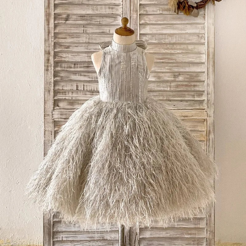 Robe plumage cérémonie fille