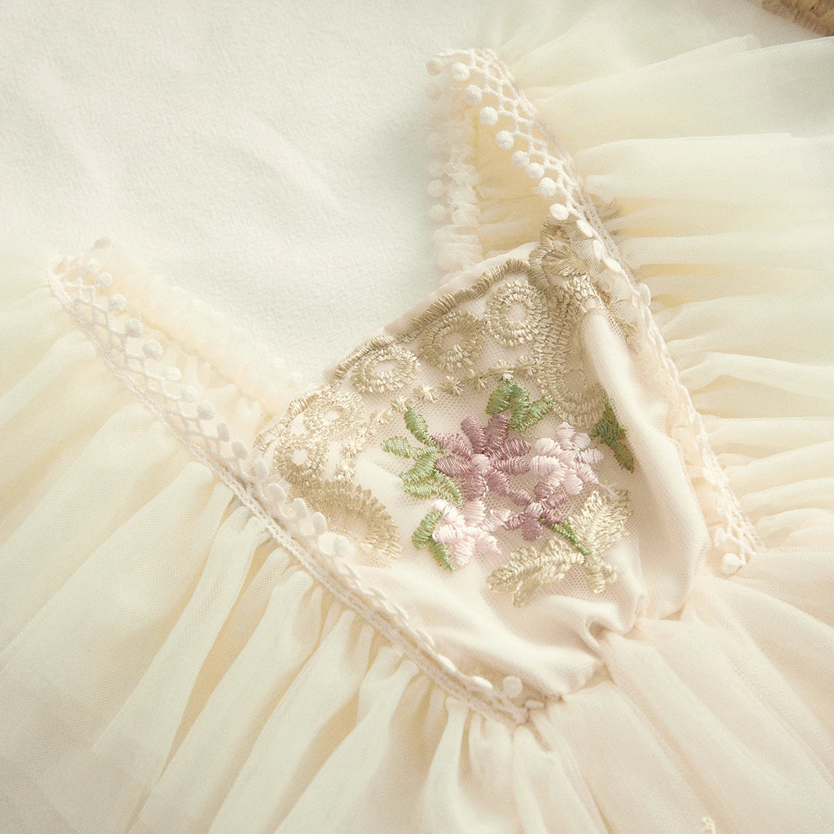 Barboteuse princesse bébé fleurie