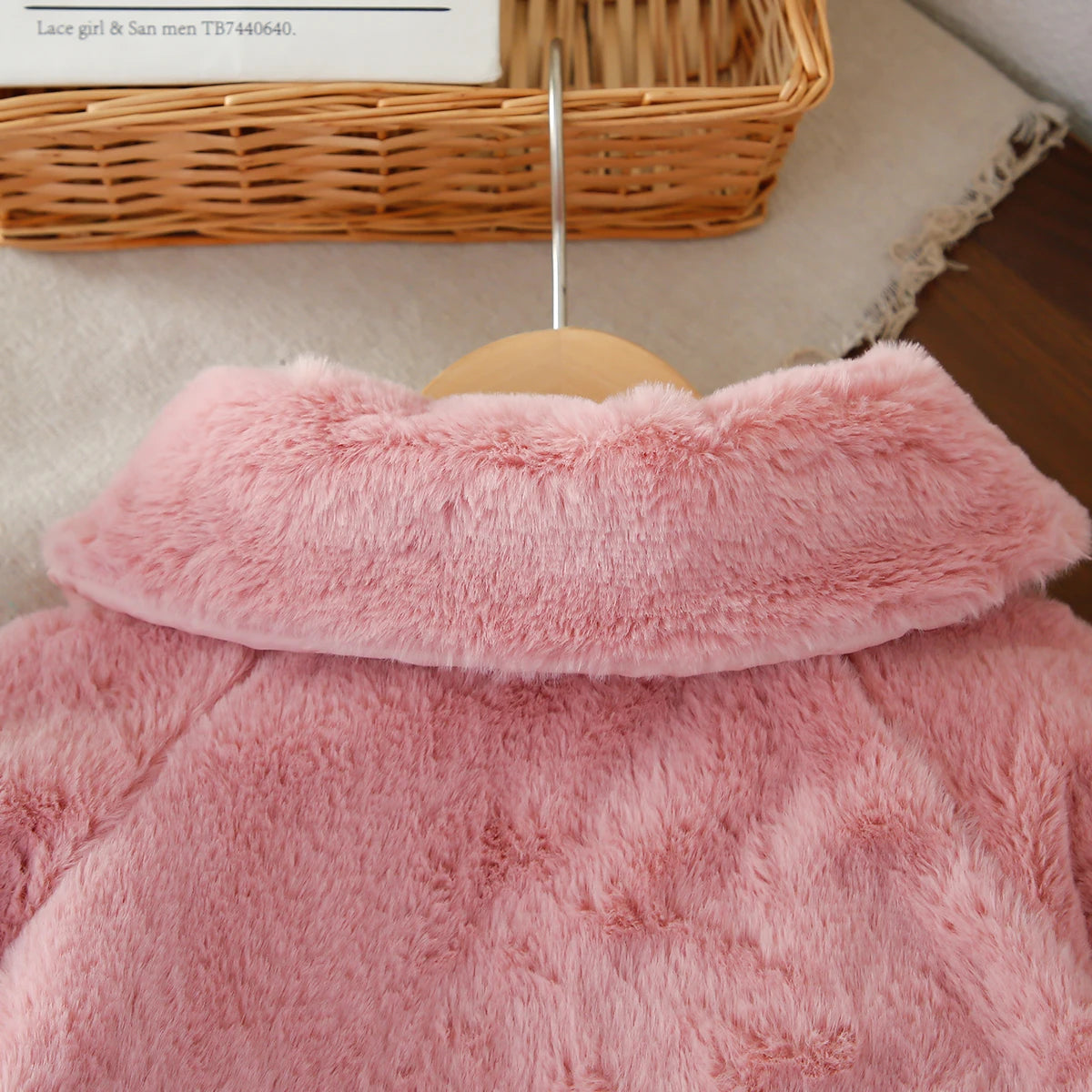 Gillet fausse fourrure papillon