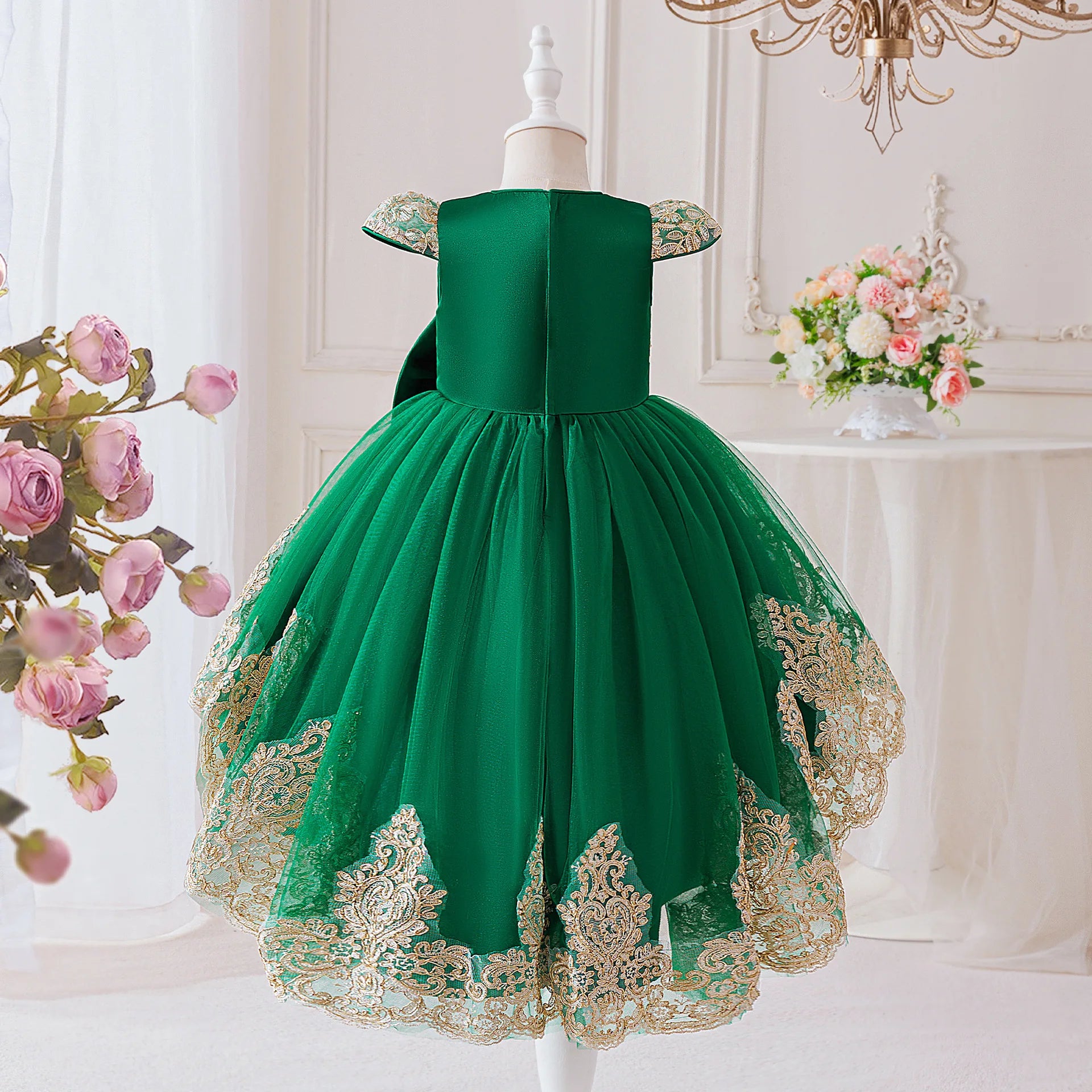 Robe de cérémonie Noël avec traine Jini