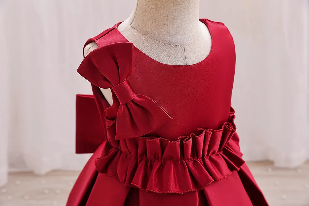 Robe de cérémonie satinée et élégante