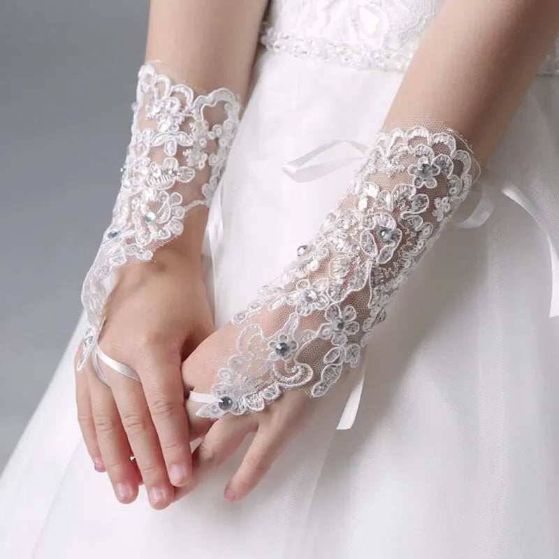 Gants de mariage en dentelle