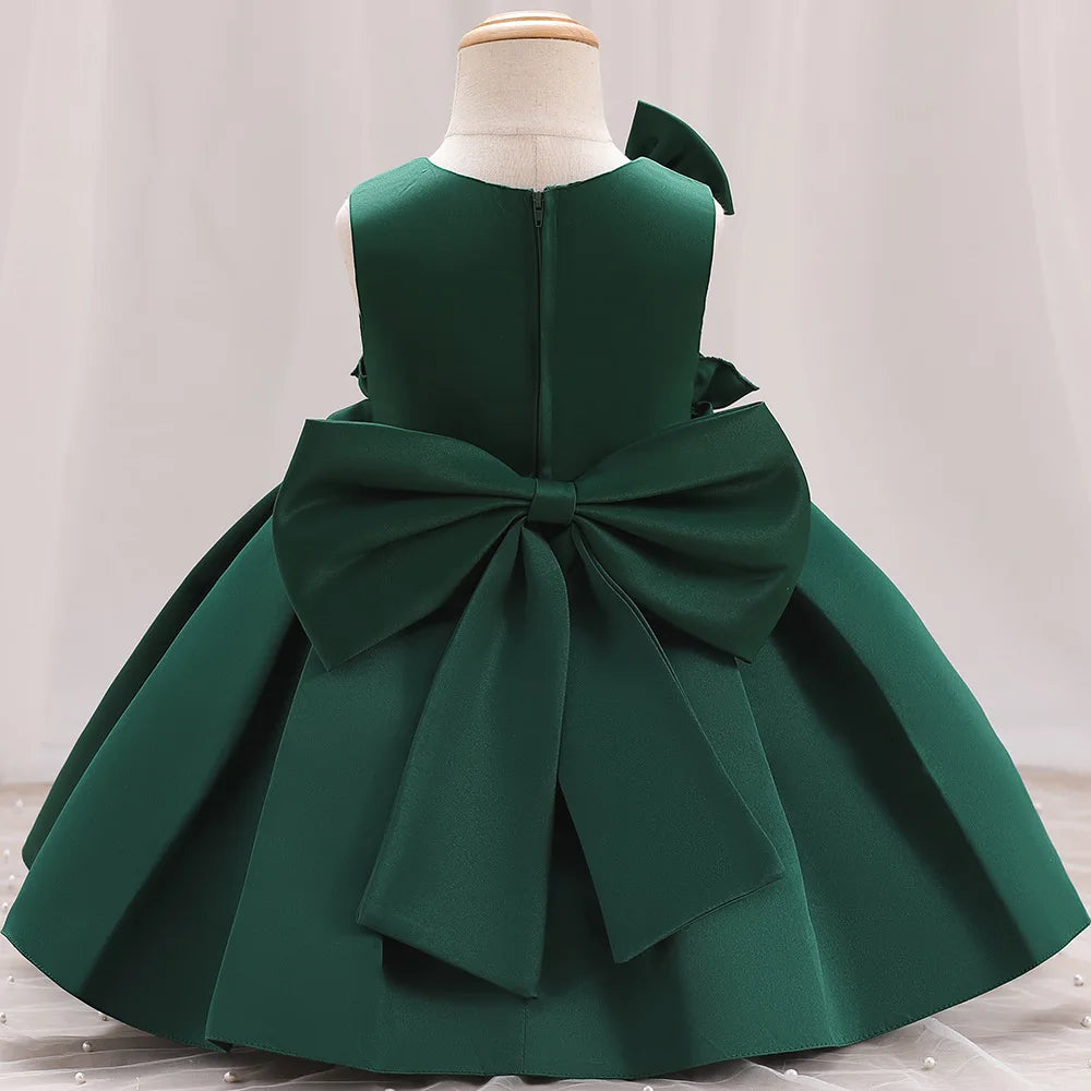 Robe de cérémonie satinée et élégante