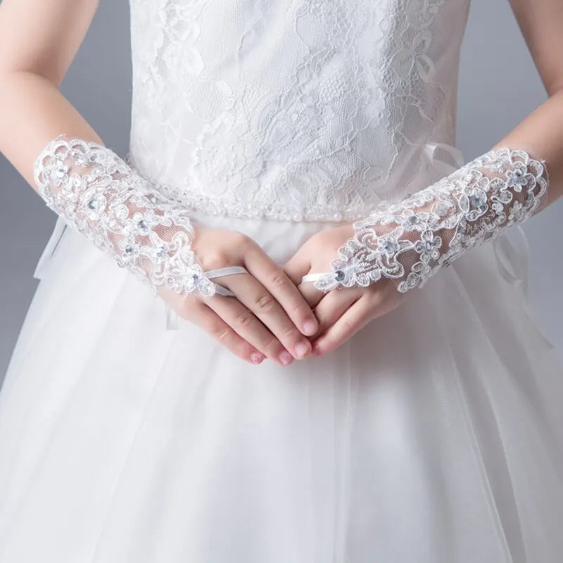 Gants de mariage en dentelle