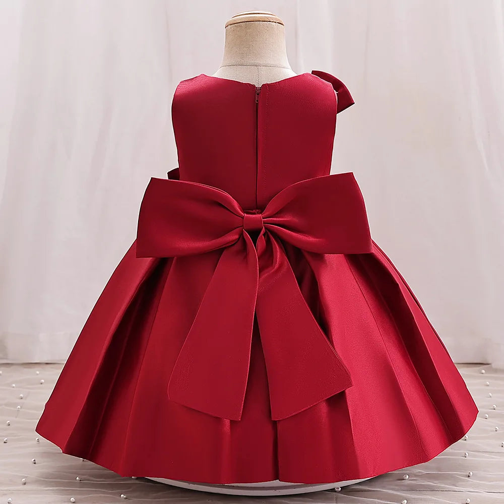 Robe de cérémonie satinée et élégante