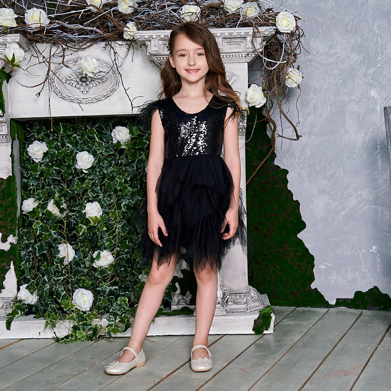 Robe anniversaire fille avec paillette et plume noir