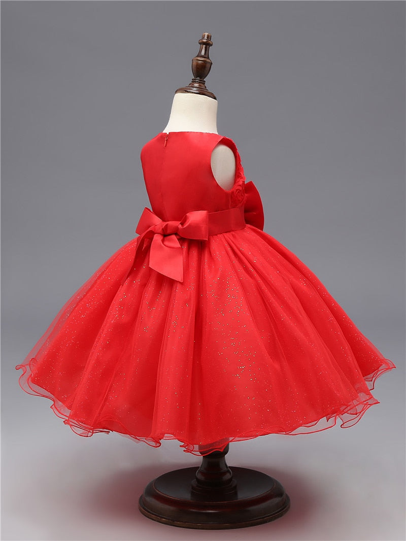 robe rouge bébé de côté