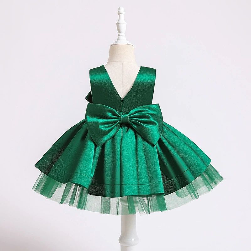Robe bébé princesse satin verte dos échancré