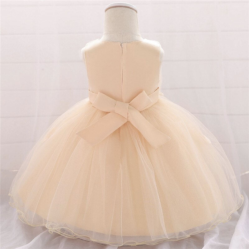Robe de bal en dentelle bébé fille