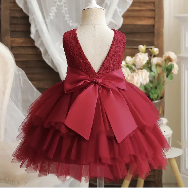 Robe rouge fille mariage en dentelle