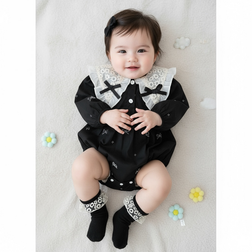 Barboteuse enfant 2 pièces noir et blanc, col Claudine en dentelle