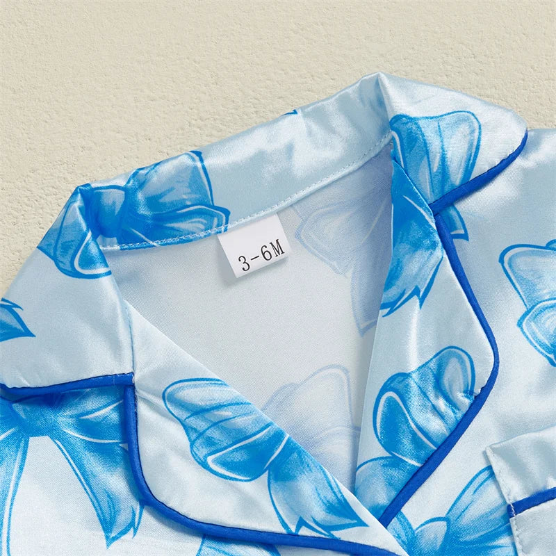 Col chemise pyjama bleu bébé fille – couture fine et matière douce