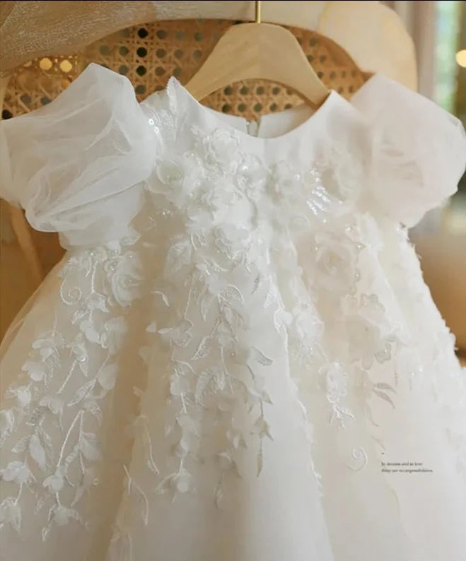 Robe fille baptême blanc fleuries - L'univers de la licorne