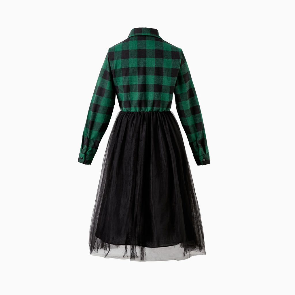 Vu arrière de la robe mère assortie mère fille à carreaux vert 