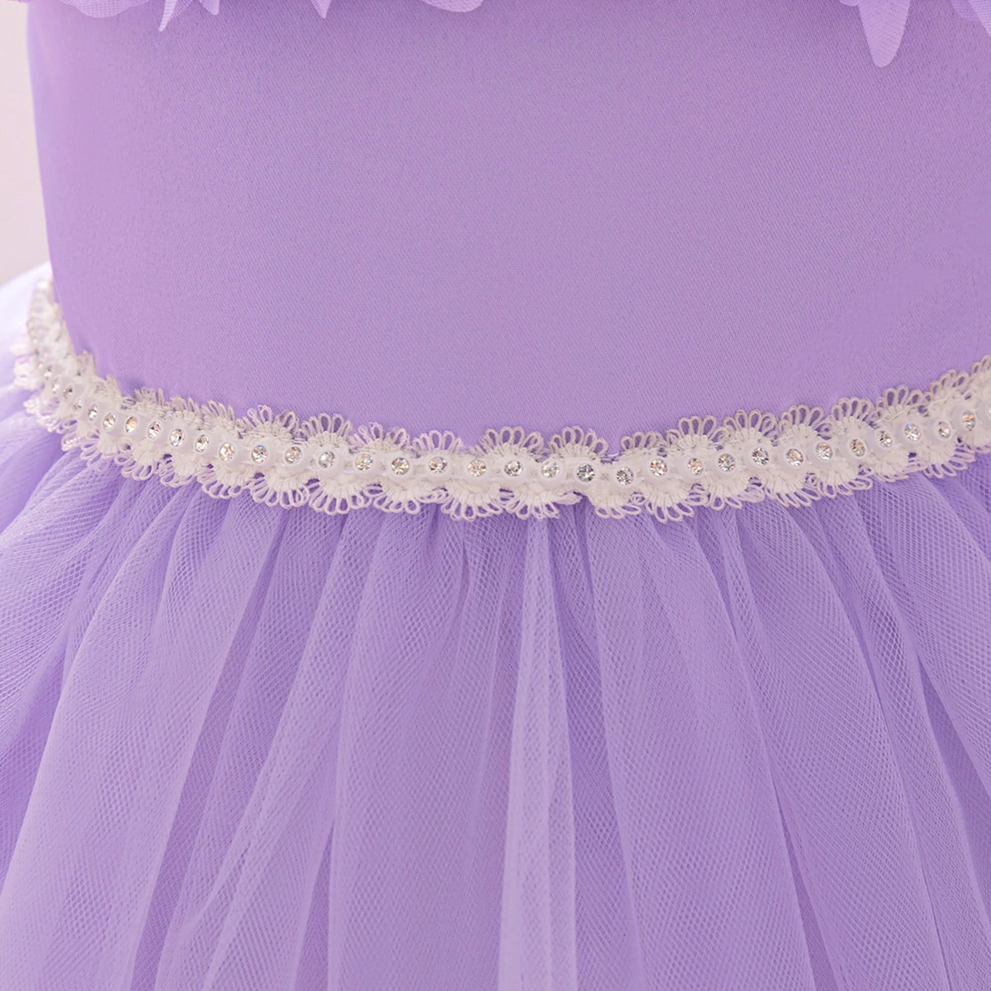 Vestido de gala Melissa con cola y flores