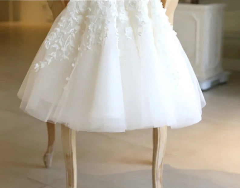 Robe fille baptême blanc fleuries