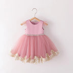 Abito e mantello per il compleanno dei bambini di Rita