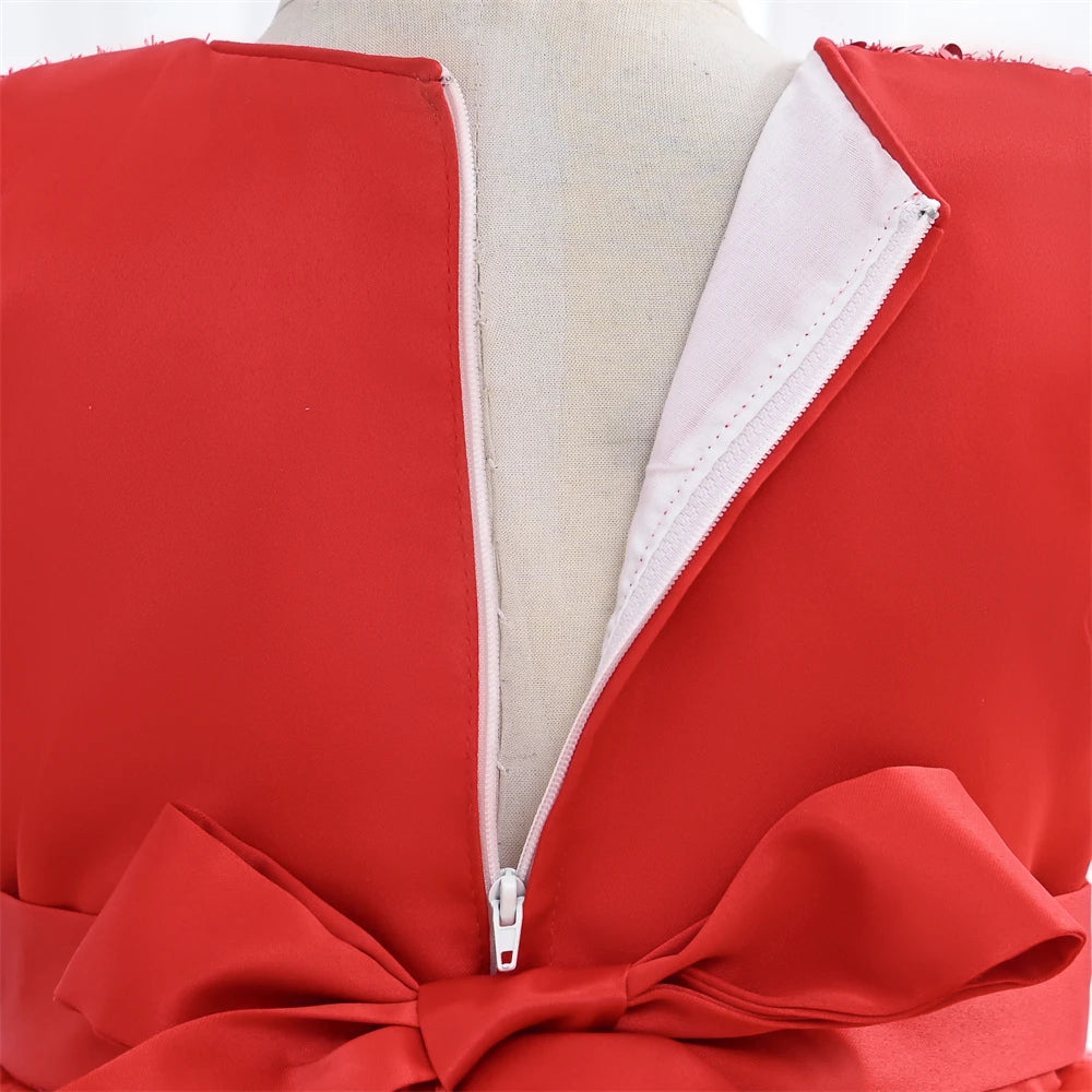 Elegante abito rosso natalizio