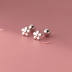 Boucle d'oreille enfant - Petite fleur - L'univers de la licorne