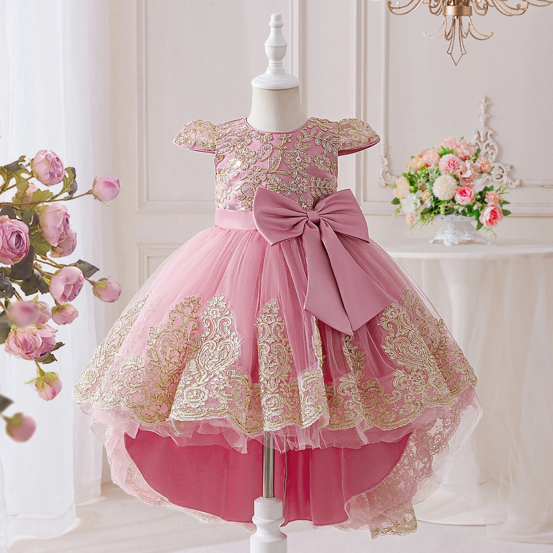 Robe de cérémonie Noël avec traine Jini