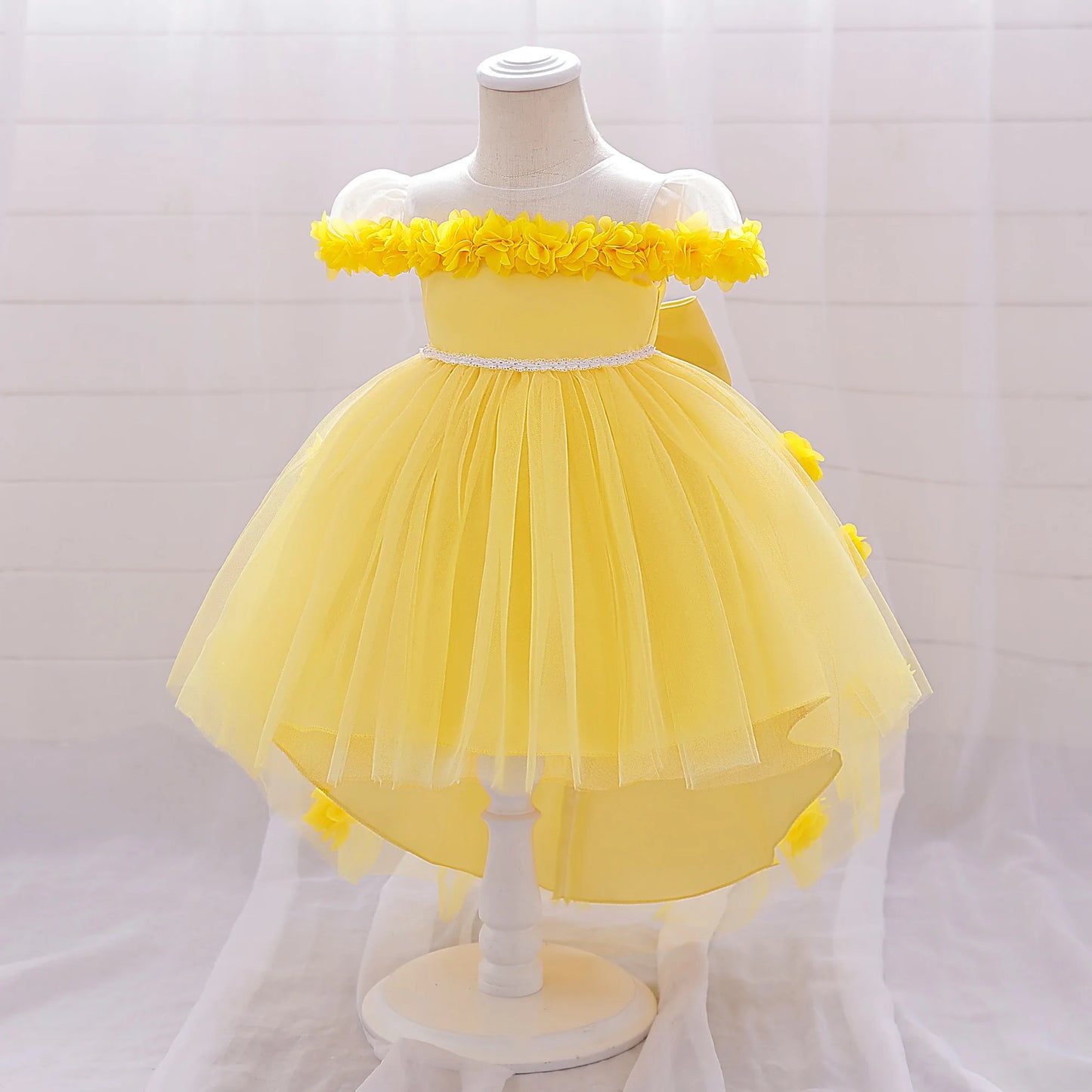 Robe cérémonie avec traine et fleurs Melissa