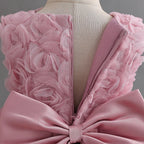 Vestido formal de niña con corpiño floral 