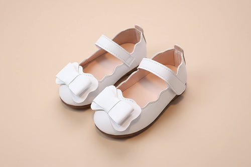 Ballerine noire simili-cuir fille avec noeud papillon, tenue quotidienne