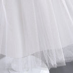 Vestido formal de niña con corpiño floral 