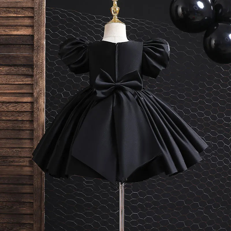 El vestido formal de María