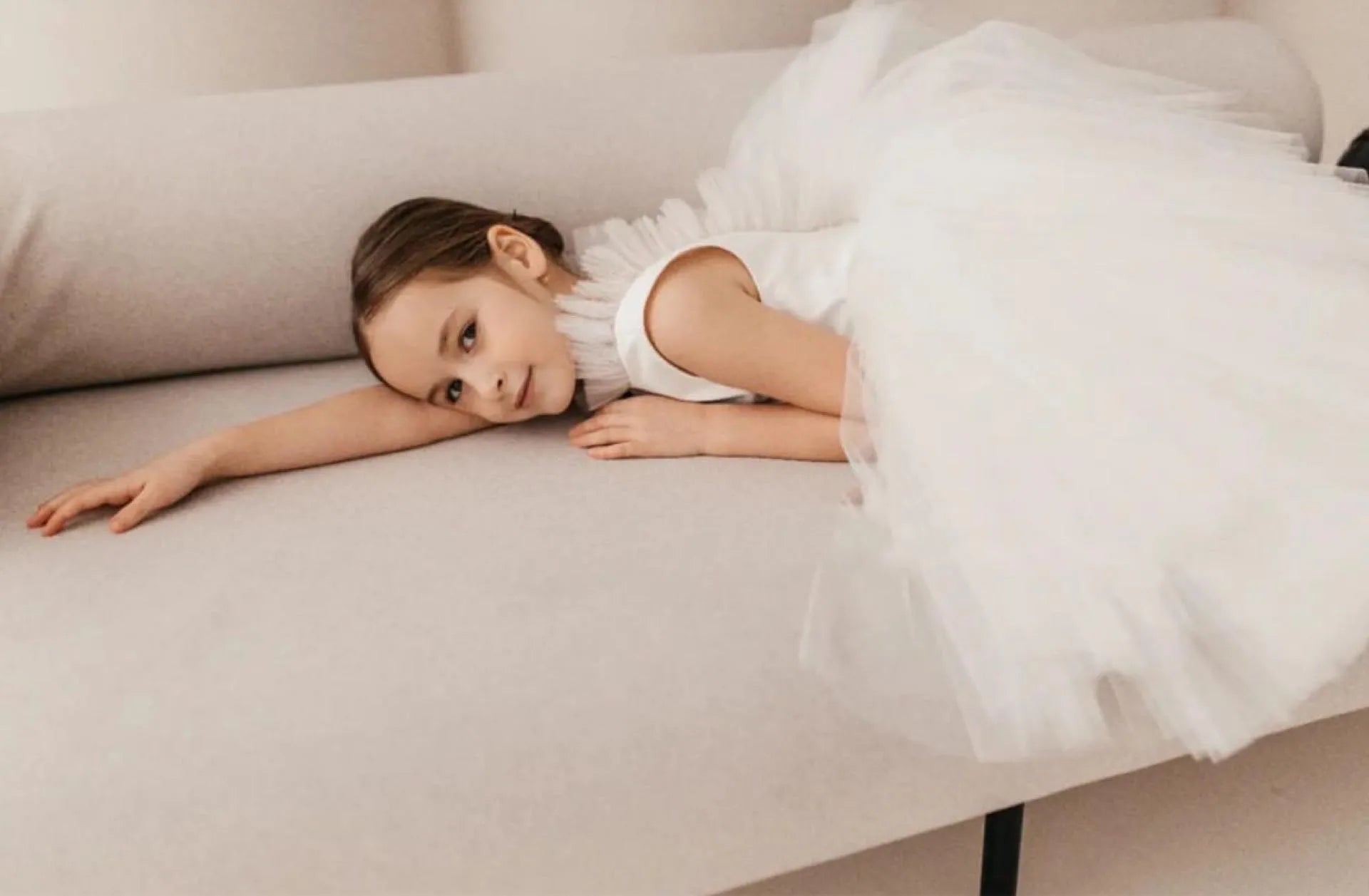 Vestido formal infantil de Swan