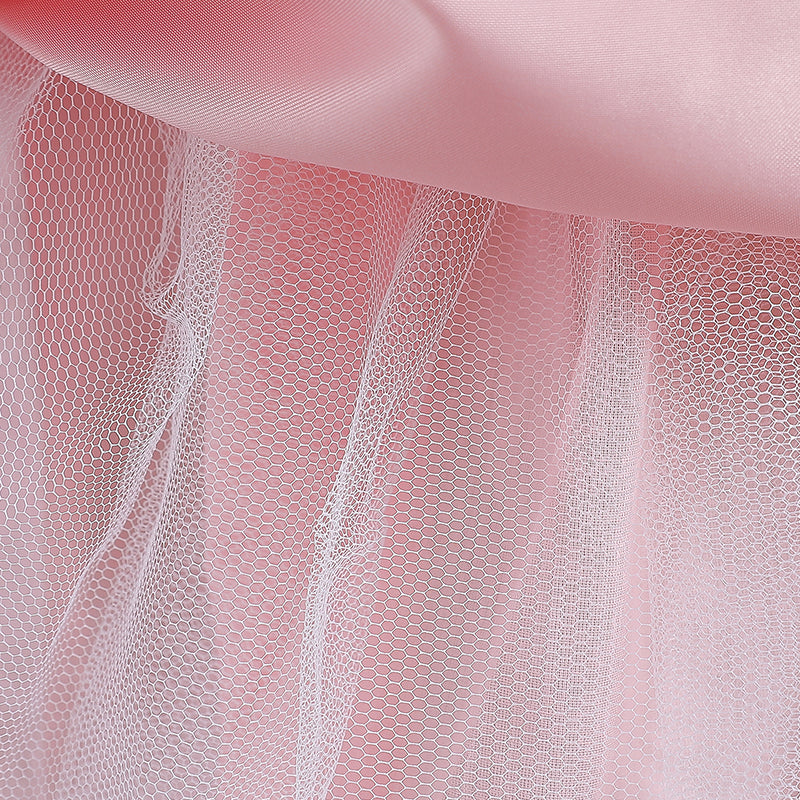 Elegante vestido de gala para niñas con un lazo en los hombros.