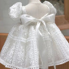 Vestido blanco de bautizo para niño