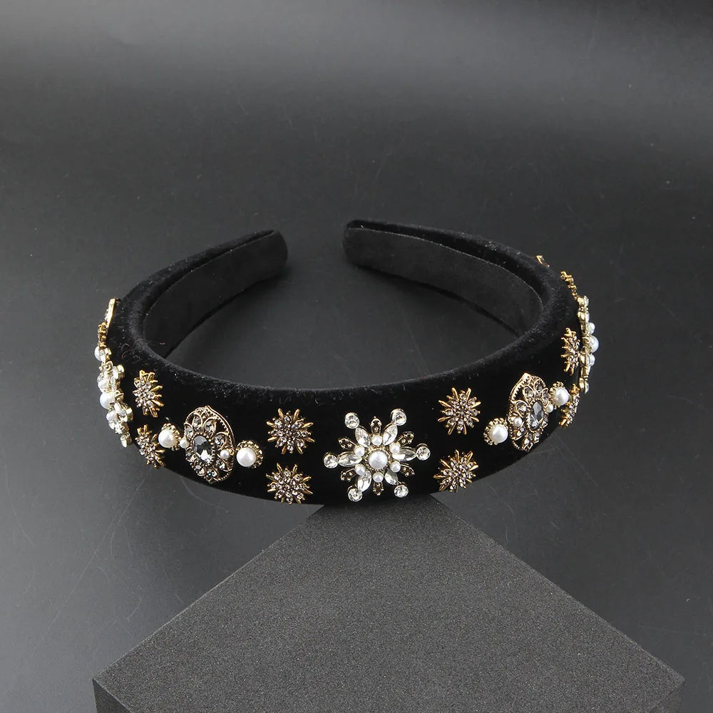 Diadema navideña con pedrería