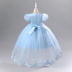 Vestido infantil Gina con cola