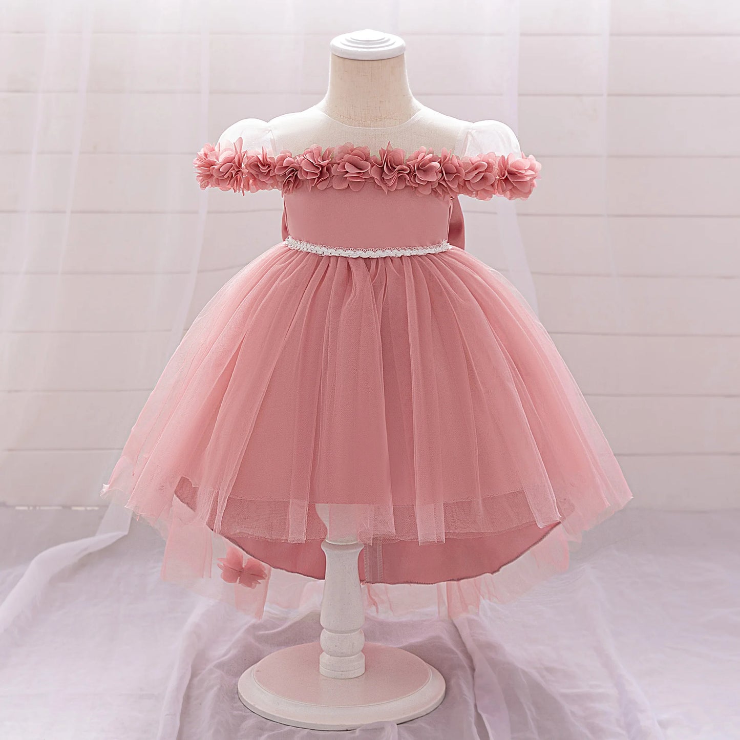 Robe cérémonie avec traine et fleurs Melissa