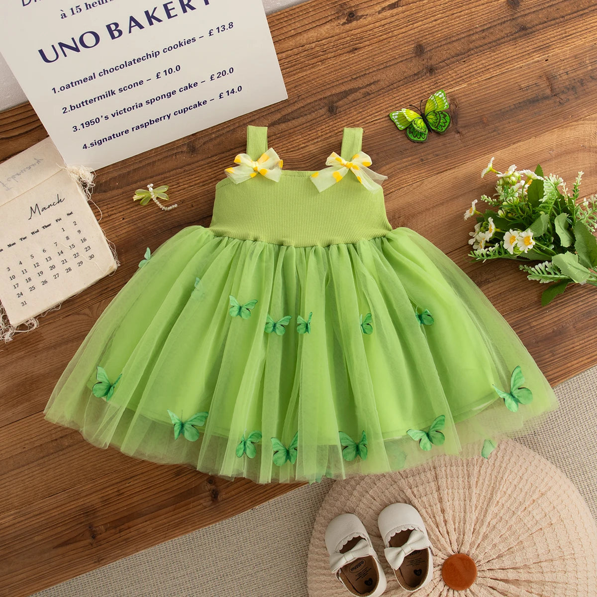 Robe enfant papillon fleurie