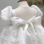 Vestido blanco de bautizo para niño