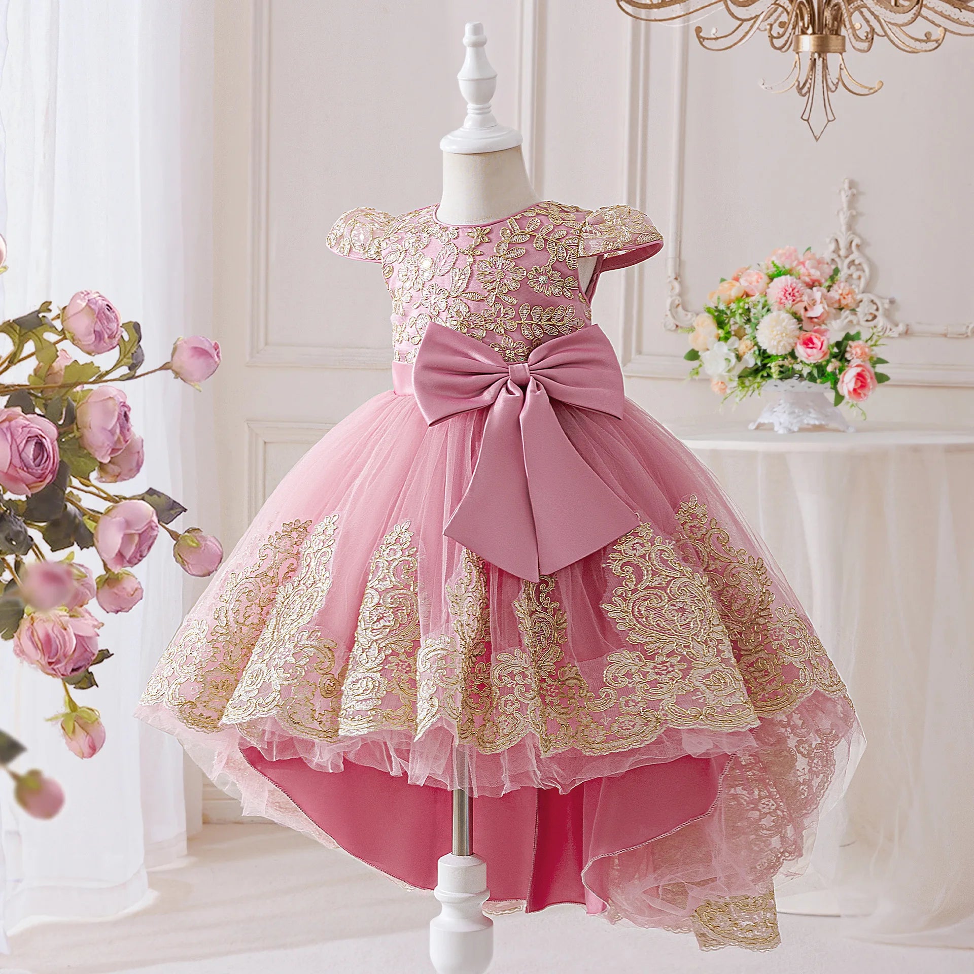 Robe de cérémonie Noël avec traine Jini