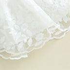 mameluco blanco para bebé Leva