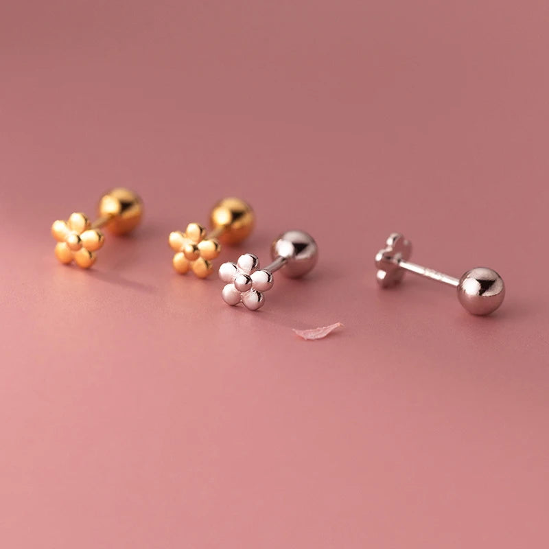 Boucle d'oreille enfant - Petite fleur - L'univers de la licorne