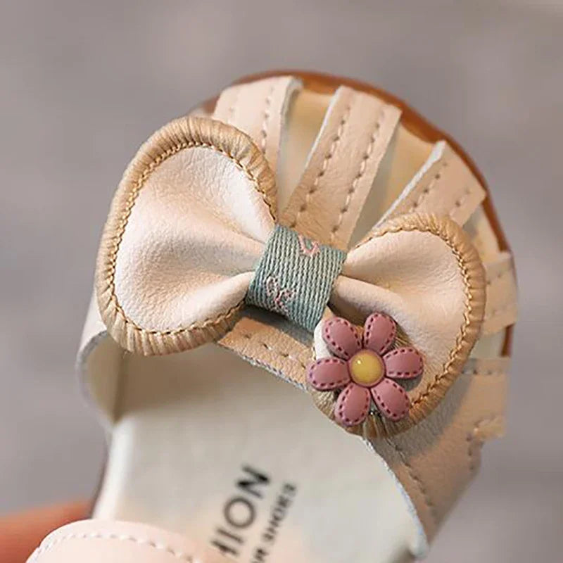 Sandale à fleurs