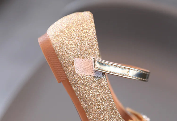 Ballerine fille nœud de papillon de Noël rose brillante