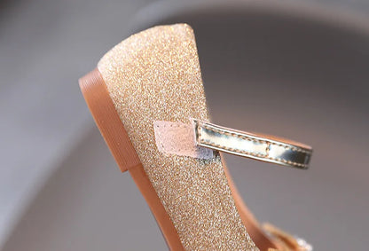 Ballerine fille nœud de papillon de Noël rose brillante