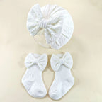 Accessoires bébé - Bonnet + Chaussette noeud papillon