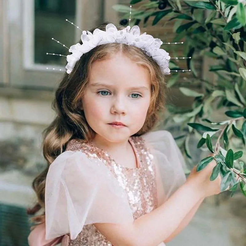 Couronne de fleurs blanche pour cérémonie enfant